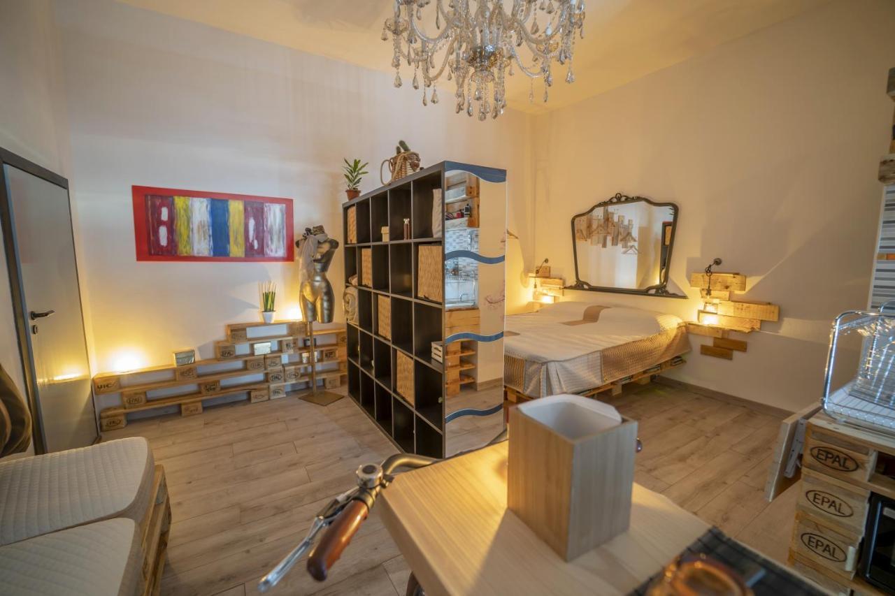 La Casa Della Moda Montescaglioso Zewnętrze zdjęcie